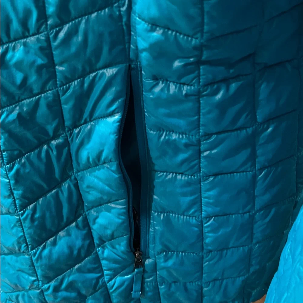 NWOT The North Face Turquoise Quilted Jacket